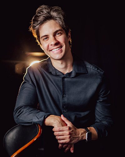 Dr. Matheus Vilhena